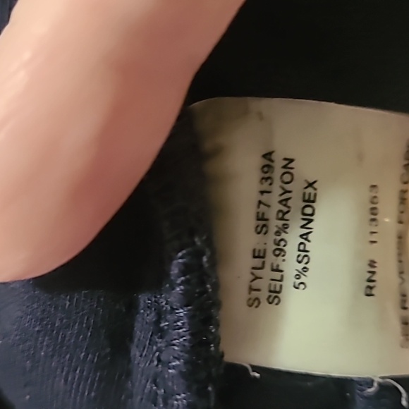 Market and Spruce Cardigan - Picture 6 of 6